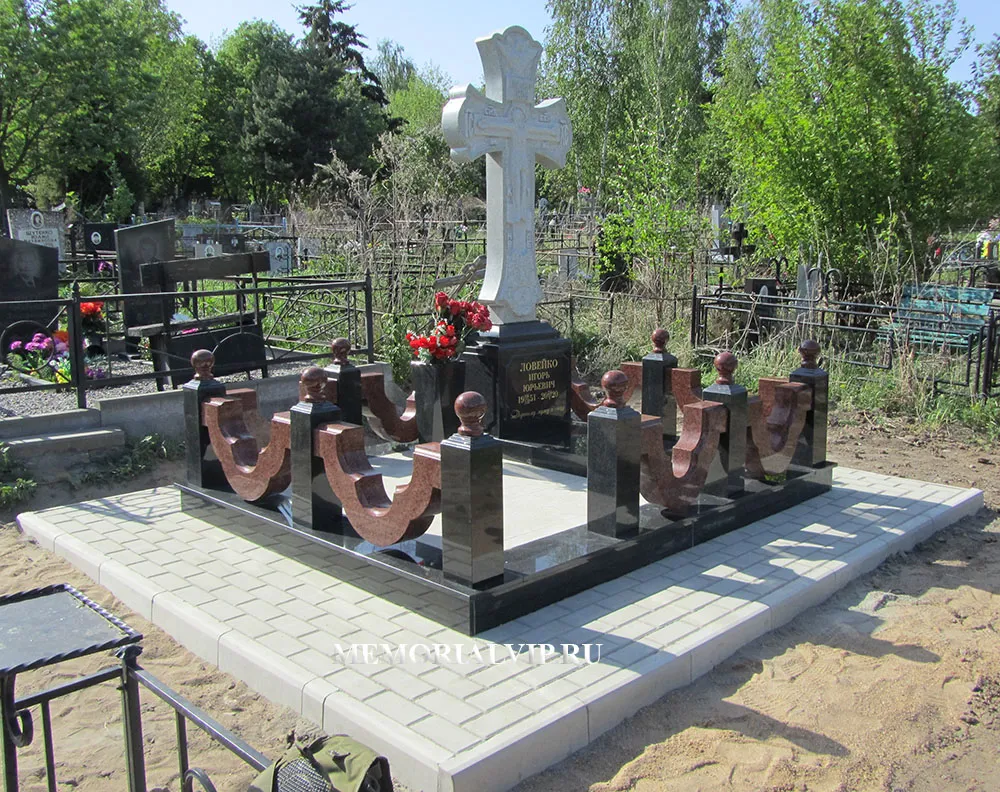 Памятник православный крест в г.Коломна ID: 1921