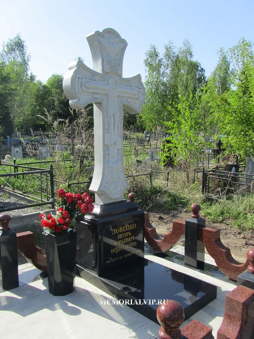 Памятник православный крест в г.Коломна ID: 1921